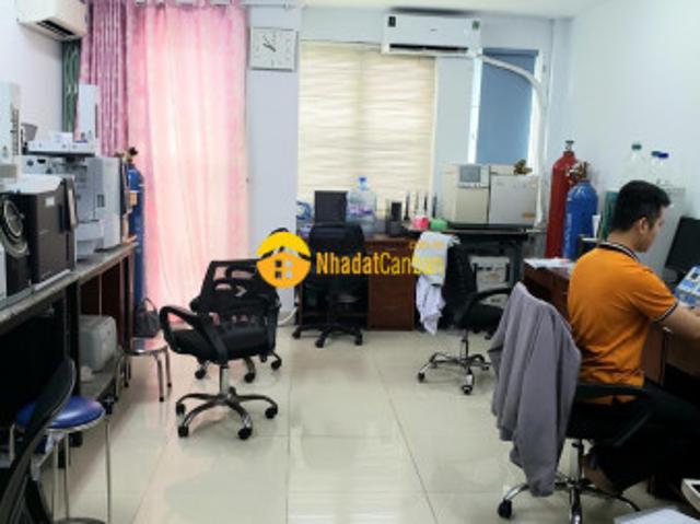 Nhà mặt phố bán