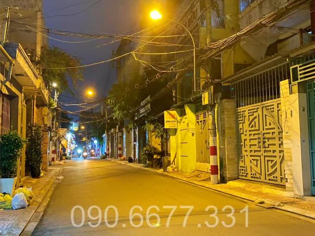 Nhà mặt phố bán tại Khuôn viên UBND Thành phố Hồ Chí Minh, Thành phố Hồ Chí Minh