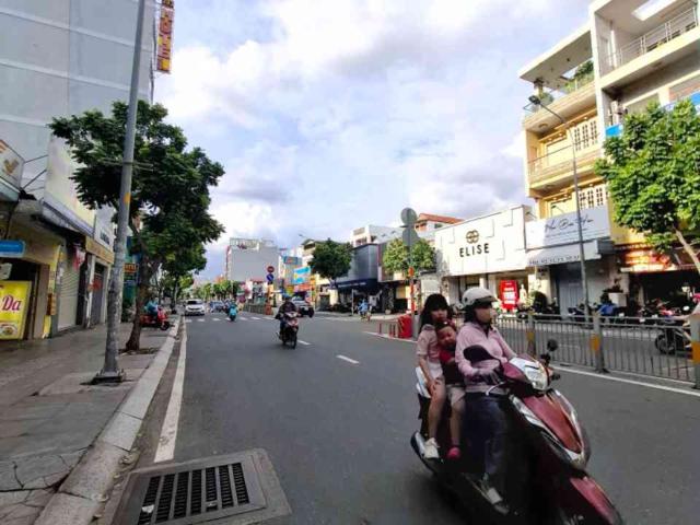 Nhà bán
