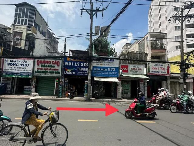 Nhà mặt phố bán tại Khuôn viên UBND Thành phố Hồ Chí Minh, Thành phố Hồ Chí Minh