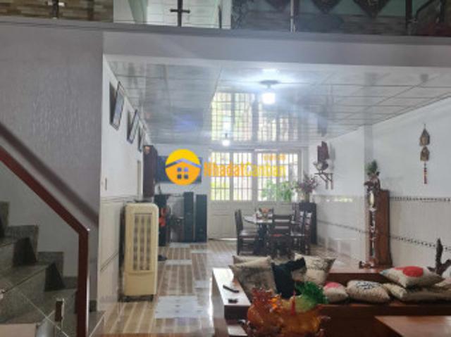 Nhà mặt phố bán