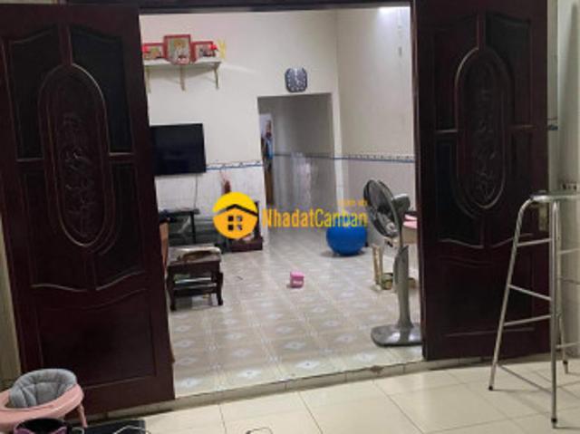 Nhà mặt phố bán