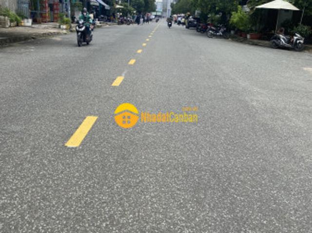 Nhà mặt phố bán