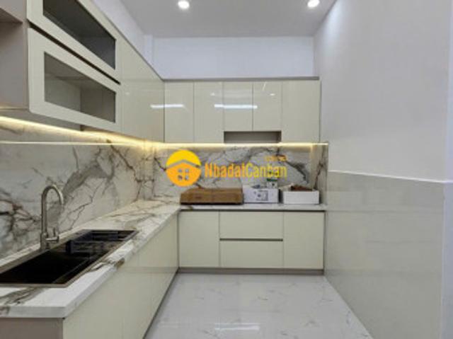 Nhà mặt phố bán