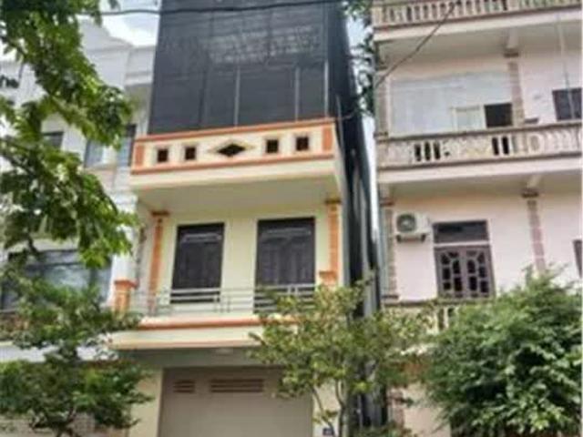 Nhà mặt phố bán