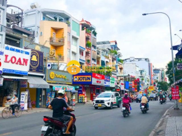 Nhà mặt phố bán
