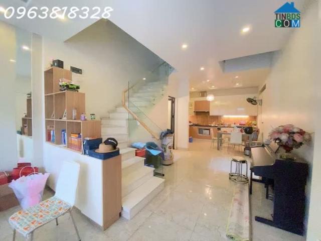 Nhà bán tại Hoàn Kiếm, Hà Nội