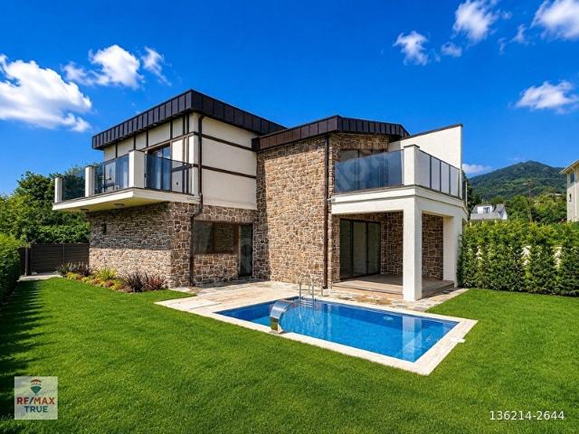 Kartepe, Kocaeli içerisinde satılık Villa