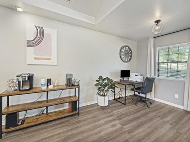 Apartment for rent in Taylors