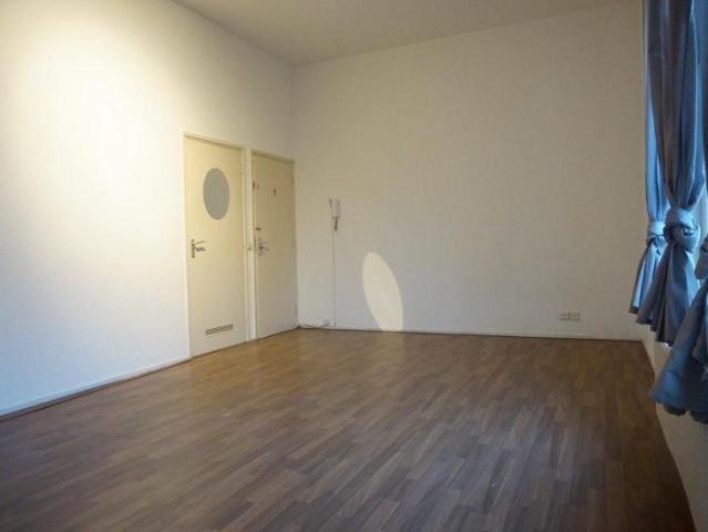 Studio te huur in Rivierenbuurt, Zuid Holland