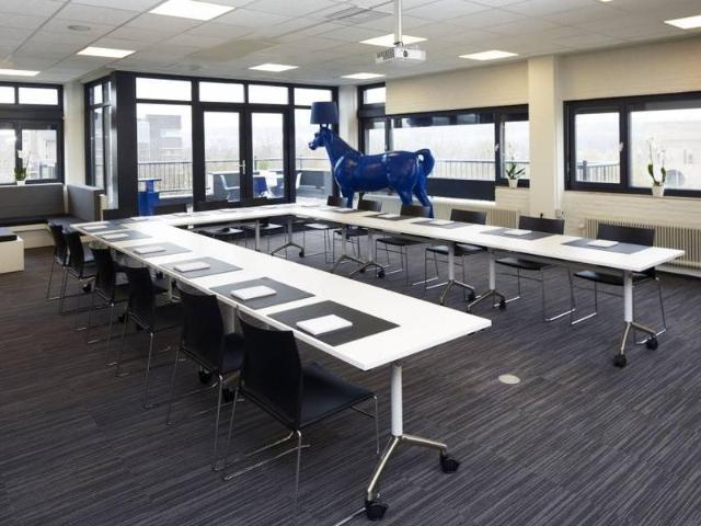 Bedrijfspand te huur in Maastricht-Zuidoost, Maastricht