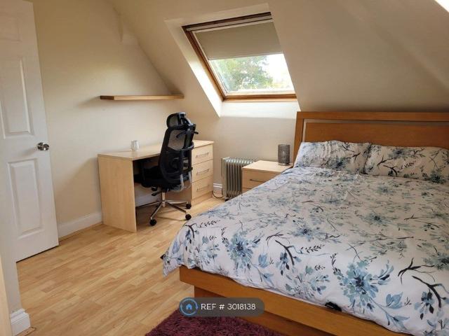 Room for rent in Horsell, Woking