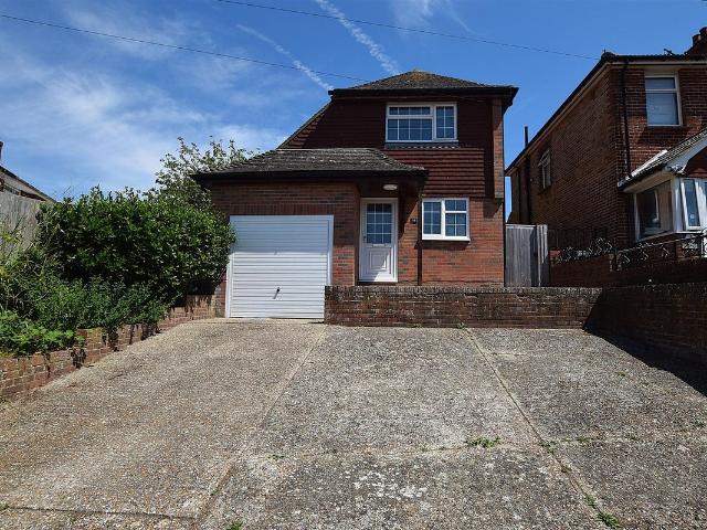 House for rent in Sidley, Heathlands