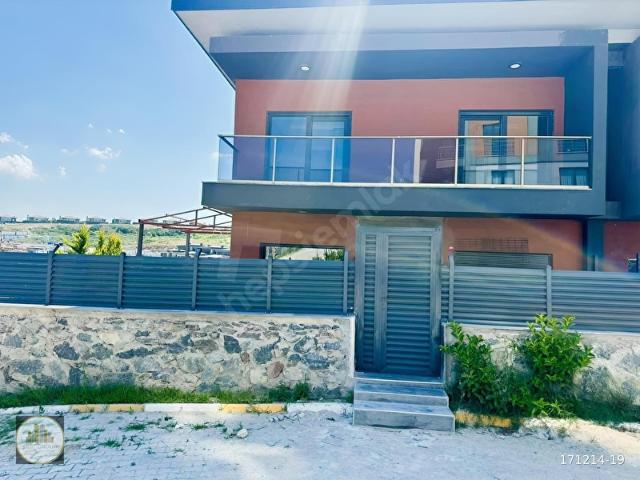 Başakşehir, İstanbul içerisinde satılık Villa