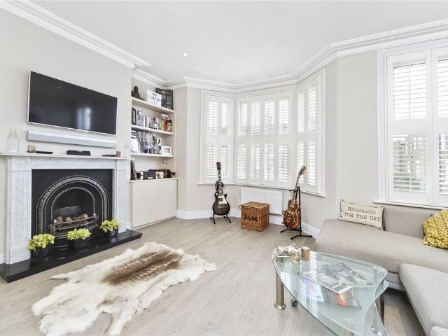 Apartment for rent in Fulham, Cat Hill