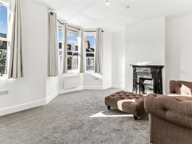 Apartment for rent in Fulham, Greater London
