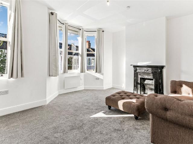 Apartment for rent in Fulham, Greater London