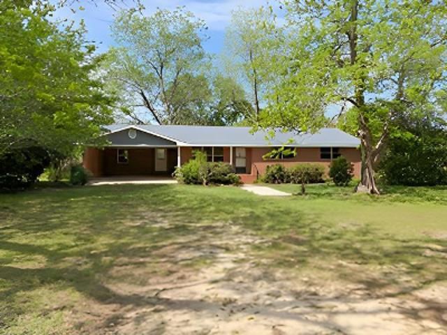 House for sale in Cochran, Georgia