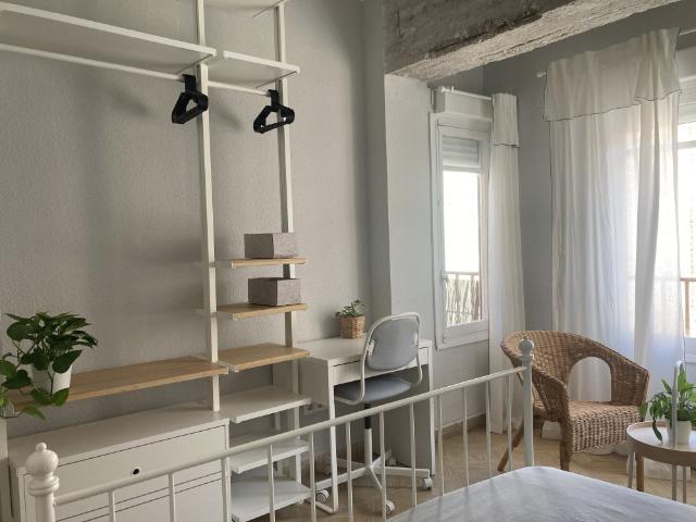 Habitación en alquiler en Mercat, l'Alacantí