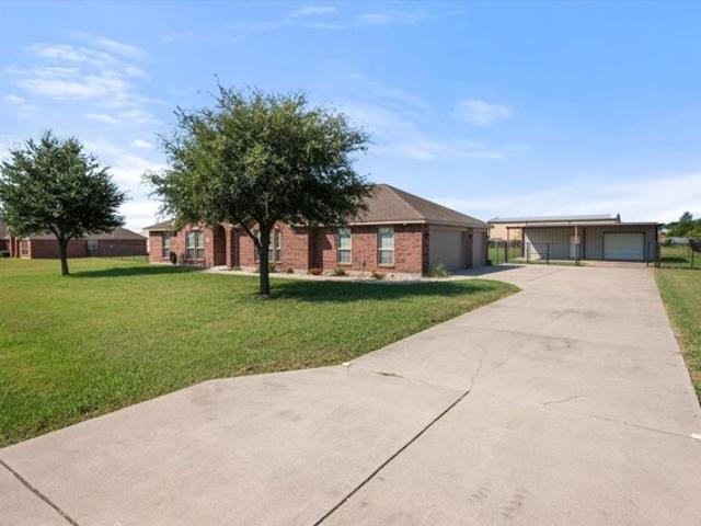 House for sale in Venus, Texas