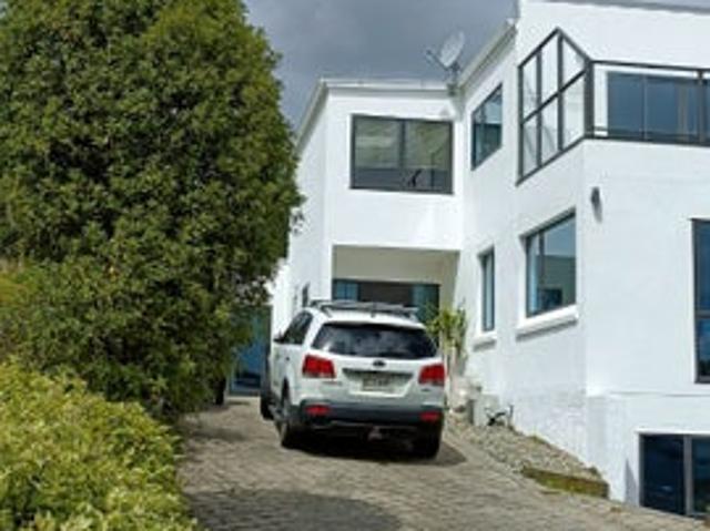 Apartment for rent in Otakou