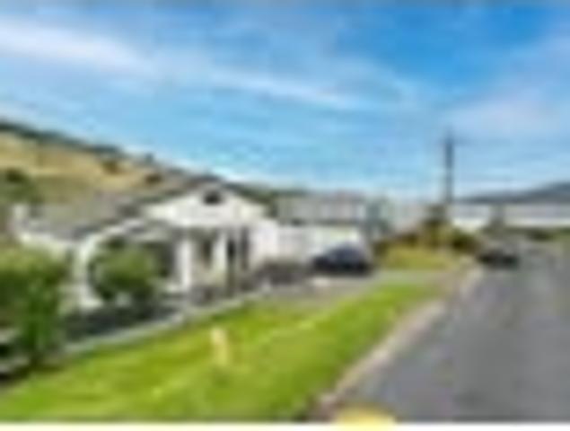 House for rent in Otakou