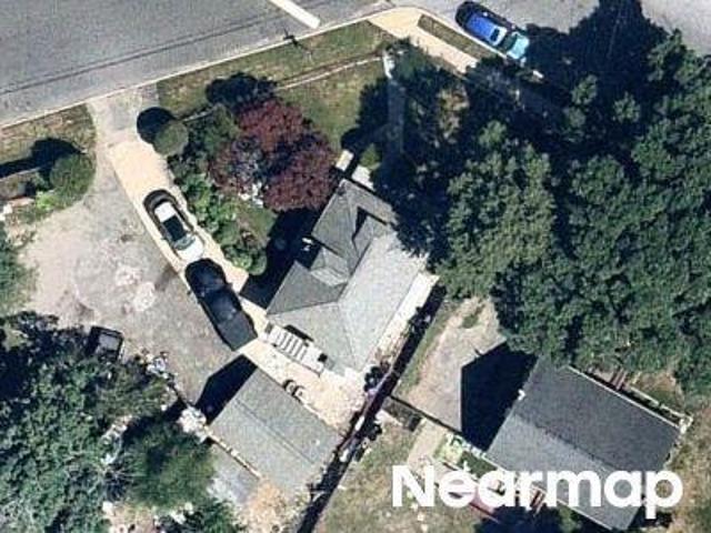 House for sale in Bohemia, New York