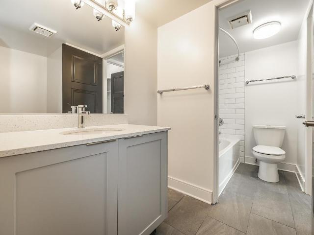 Apartment for rent in Esquimalt, British Columbia