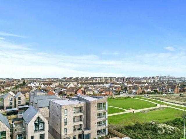 House for sale in Crumbles, Eastbourne