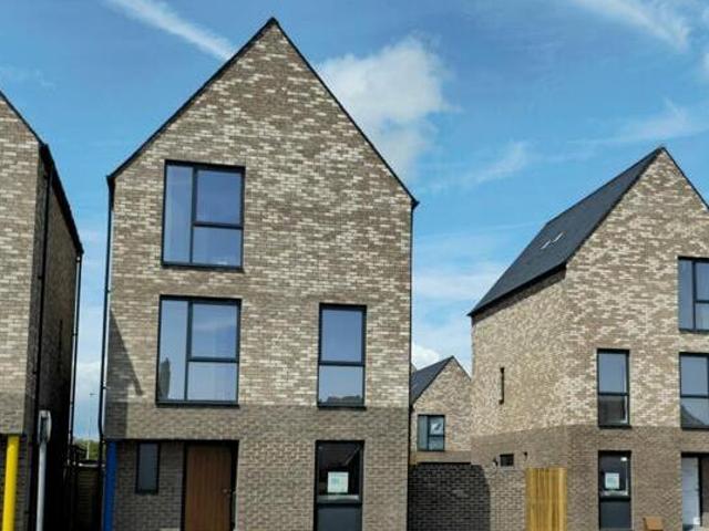House for sale in Crumbles, Eastbourne