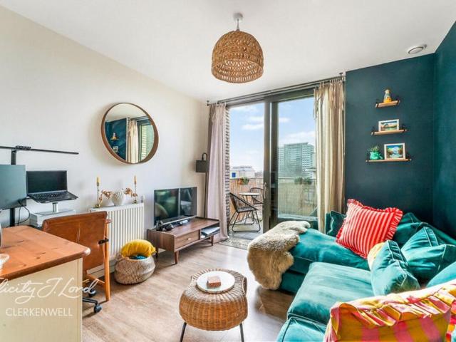 Apartment for rent in Finsbury, Greater London