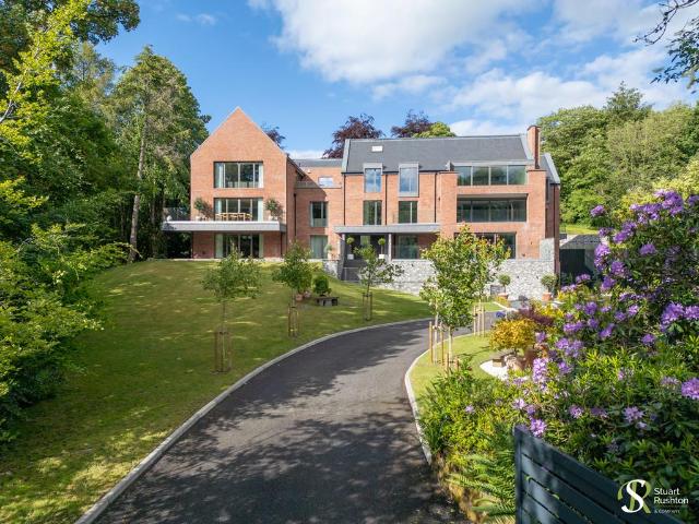 Apartment for rent in Four Lane Ends, Prestbury