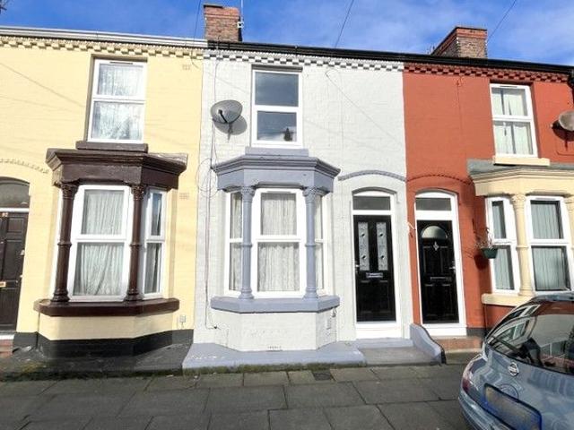House for rent in Calderstones