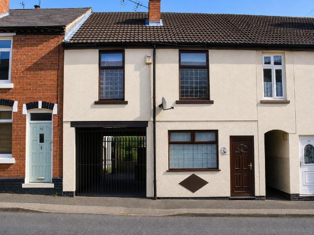 House for rent in Plant's Green, Fold Hill