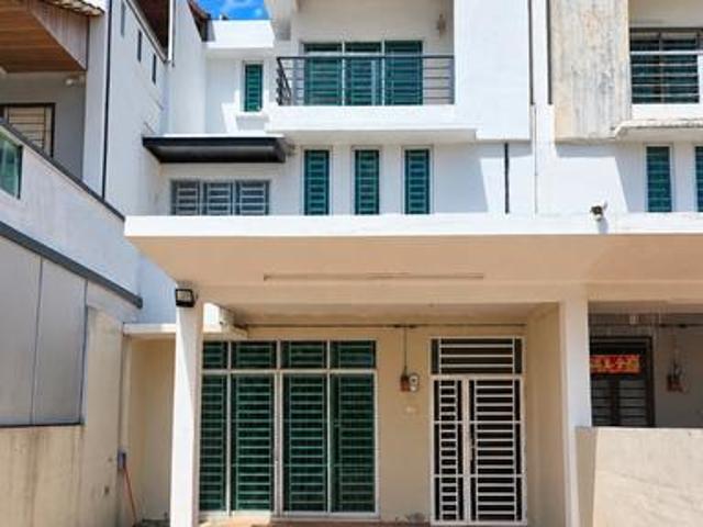 Terraced House for rent in Wellesley, Penang