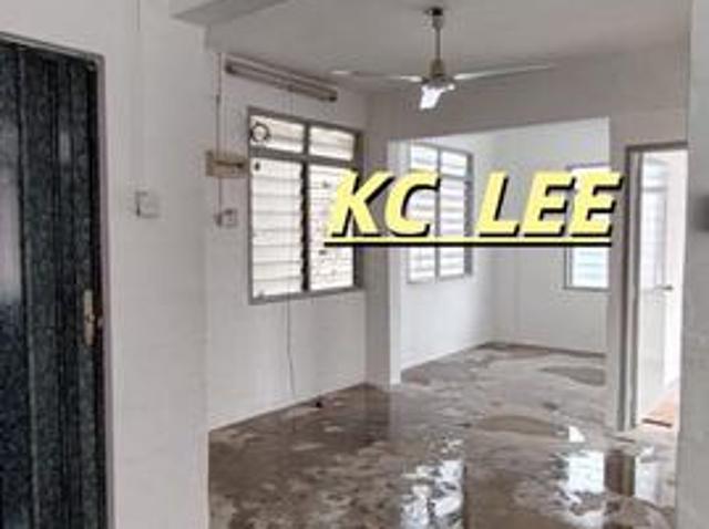 Flat for sale in Wellesley, Penang