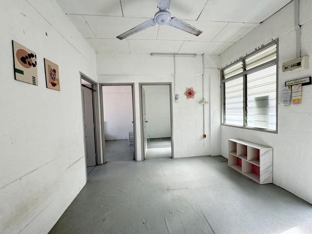 Flat for sale in Wellesley, Penang