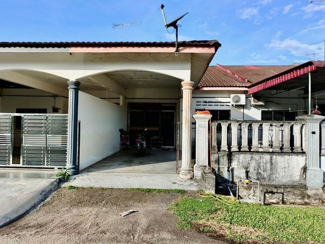 Terraced House for sale in Rengam, Johor