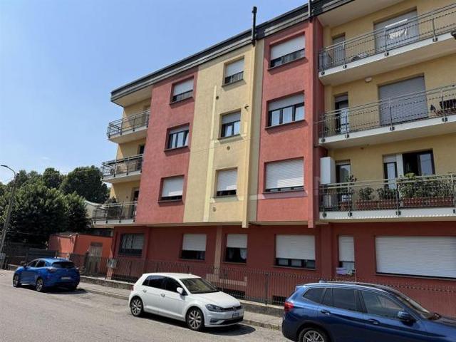 Appartamento in vendita a Macherio, Monza-brianza