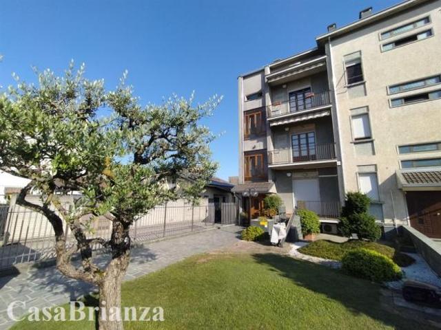 Ufficio in vendita a Macherio, Lombardia