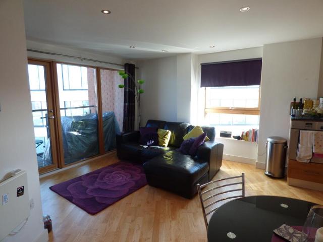 Apartment for rent in Steander, Leeds