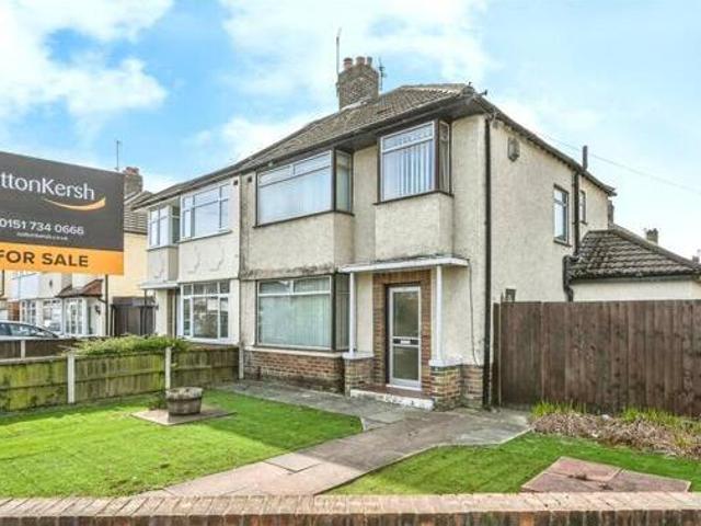 House for sale in Calderstones
