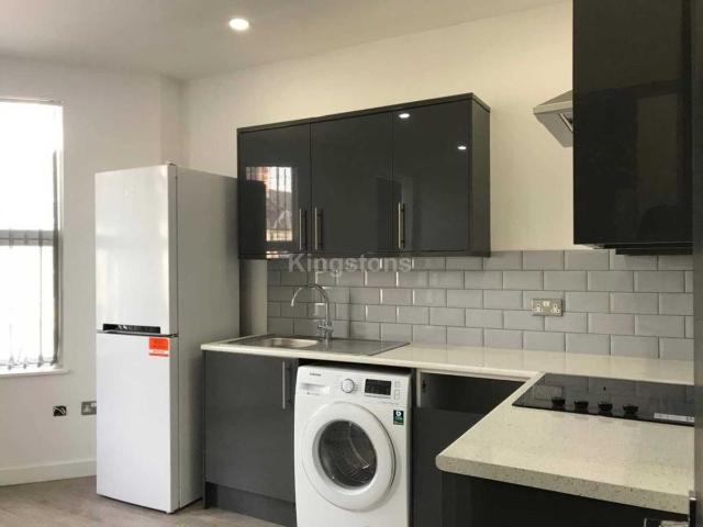 Apartment for rent in Plasnewydd, Falcon Lodge
