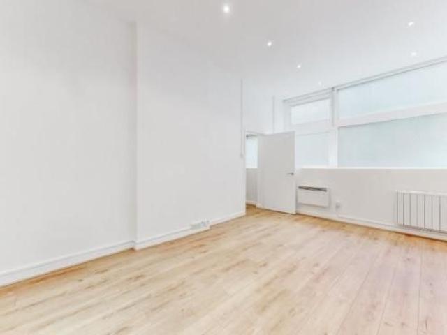 Apartment for rent in Seven Dials, Greater London