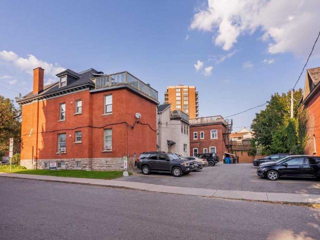 Apartment for rent in Mulhurst Bay, Ontario