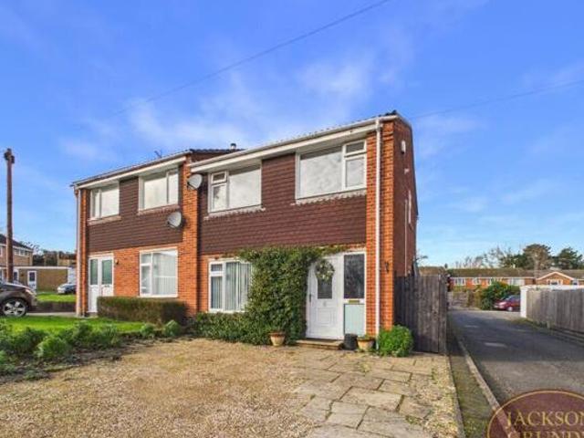 House for sale in Northampton, Northamptonshire
