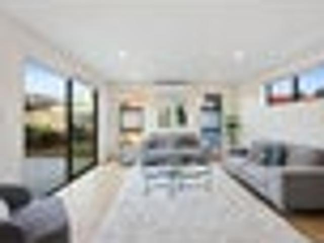 House for sale in Half Moon Bay, Howick