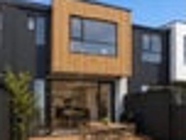 Townhouse for sale in Howick West, Howick