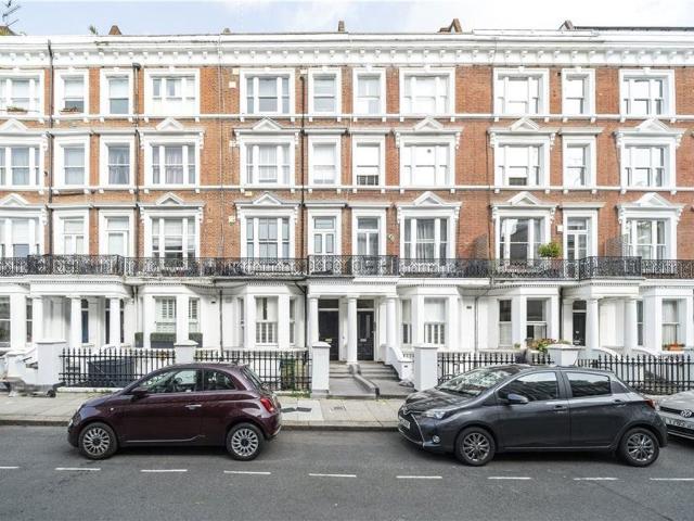 Apartment for rent in London Borough of Hammersmith and Fulham, Greater London