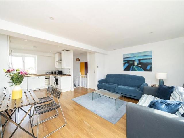 House for rent in Brook Green, Greater London